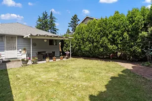 11726 SE Oak St, Portland, OR 97216 - Photo 31