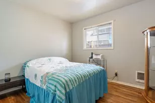 11726 SE Oak St, Portland, OR 97216 - Photo 17