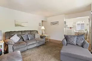 11726 SE Oak St, Portland, OR 97216 - Photo 7