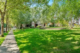 7102 NE Stonewater St, Hillsboro, OR 97124 - Photo 41