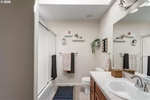 7102 NE Stonewater St, Hillsboro, OR 97124 - Photo 29