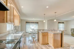 315 E College St, Athena, OR 97813 - Photo 11