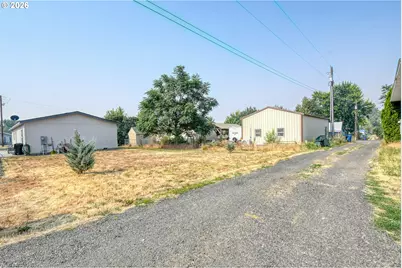 315 E College St, Athena, OR 97813 - Photo 29