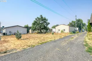 315 E College St, Athena, OR 97813 - Photo 29