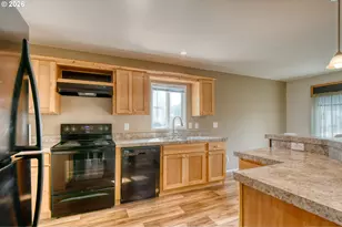 315 E College St, Athena, OR 97813 - Photo 13