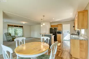 315 E College St, Athena, OR 97813 - Photo 7