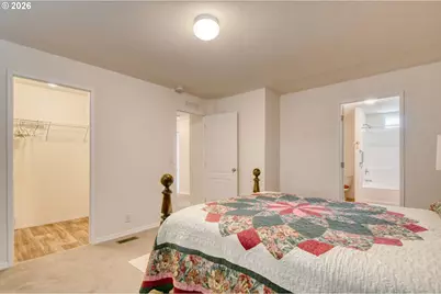 315 E College St, Athena, OR 97813 - Photo 17