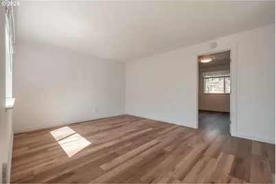 175 NE Fern Ct, Dallas, OR 97338 - Photo 9