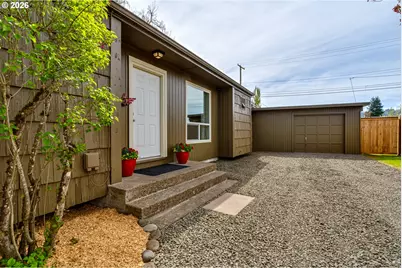 1871 G St, Springfield, OR 97477 - Photo 7