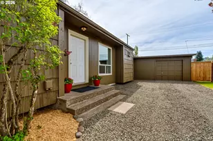 1871 G St, Springfield, OR 97477 - Photo 7