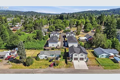 957 Willow St, Kelso, WA 98626 - Photo 3