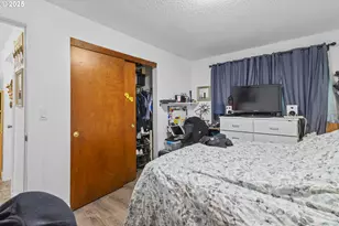 15540 NE Couch St, Portland, OR 97230 - Photo 21