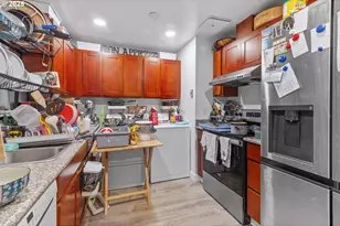 15540 NE Couch St, Portland, OR 97230 - Photo 9