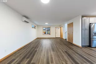 664 ST Charles Street, Eugene, OR 97402 - Photo 5