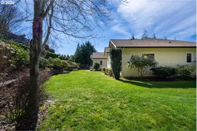 93621 Links Ln, Coos Bay, OR 97420 - Photo 5
