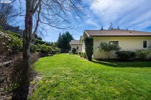 93621 Links Ln, Coos Bay, OR 97420 - Photo 5