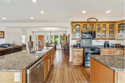 93621 Links Ln, Coos Bay, OR 97420 - Photo 19