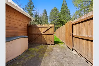 65679 E Alpine Way, Mount Hood Village, OR 97049 - Photo 39