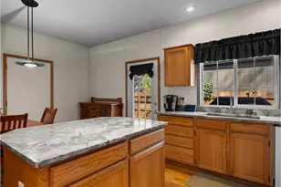 65679 E Alpine Way, Rhododendron, OR 97049 - Photo 15