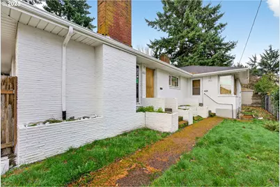 7827 N Denver Ave, Portland, OR 97217 - Photo 27