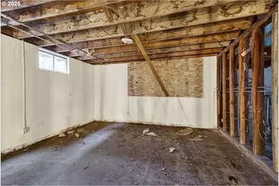 7827 N Denver Ave, Portland, OR 97217 - Photo 15