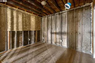 7827 N Denver Ave, Portland, OR 97217 - Photo 13