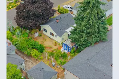 622 SW Hayter St, Dallas, OR 97338 - Photo 43