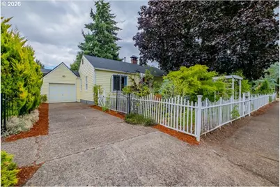 622 SW Hayter St, Dallas, OR 97338 - Photo 27