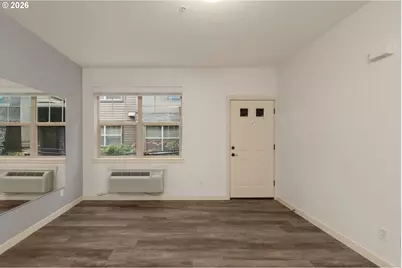 654 NE Newstead Ln, Hillsboro, OR 97006 - Photo 7