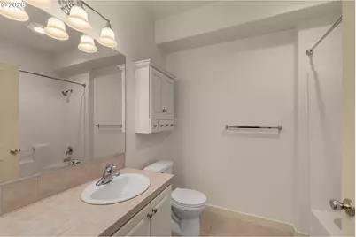 654 NE Newstead Ln, Hillsboro, OR 97006 - Photo 17