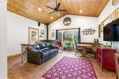 42430 Ames Creek Rd, Sweet Home, OR 97386 - Photo 5