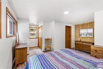 42430 Ames Creek Rd, Sweet Home, OR 97386 - Photo 11