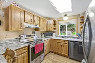 42430 Ames Creek Rd, Sweet Home, OR 97386 - Photo 3