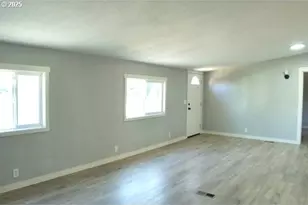 700 NE 183rd Ave, Portland, OR 97230 - Photo 3