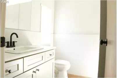 700 NE 183rd Ave #7, Portland, OR 97230 - Photo 17