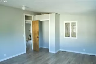 700 NE 183rd Ave, Portland, OR 97230 - Photo 13