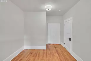 921 SE Mall St, Portland, OR 97202 - Photo 9