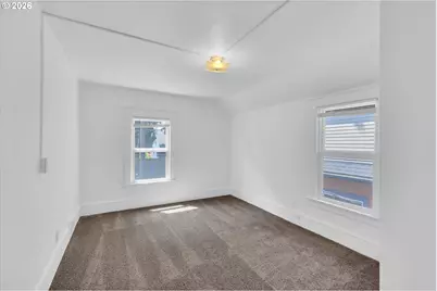 921 SE Mall St, Portland, OR 97202 - Photo 39