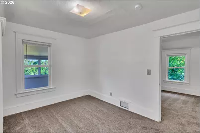 921 SE Mall St, Portland, OR 97202 - Photo 33