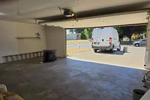 740 SE 18th Ave, Hillsboro, OR 97123 - Photo 33