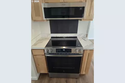 740 SE 18th Ave, Hillsboro, OR 97123 - Photo 13