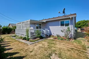 1104 Stanfield Rd, Woodburn, OR 97071 - Photo 25