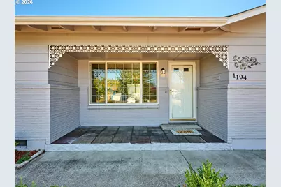 1104 Stanfield Rd, Woodburn, OR 97071 - Photo 3