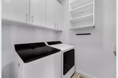 401 W 16th St, La Center, WA 98629 - Photo 33