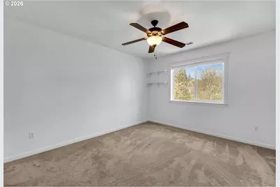 401 W 16th St, La Center, WA 98629 - Photo 31