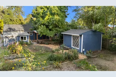 1990 Garfield St, Eugene, OR 97405 - Photo 25