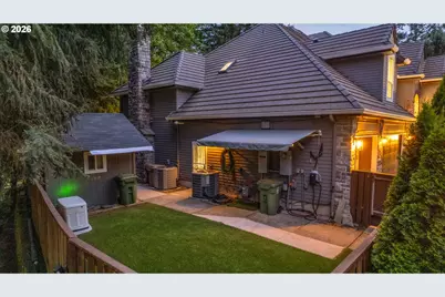 16633 Woodsman Ct, Lake Oswego, OR 97034 - Photo 43