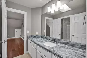 16633 Woodsman Ct, Lake Oswego, OR 97034 - Photo 31