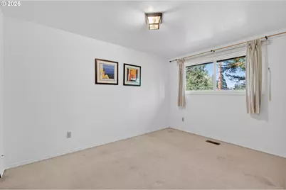 11041 SW 45th Ave, Portland, OR 97219 - Photo 31