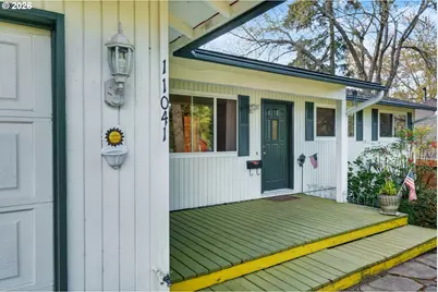 11041 SW 45th Ave, Portland, OR 97219 - Photo 9